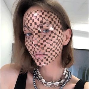 Meet your Posher, Shuoshuo